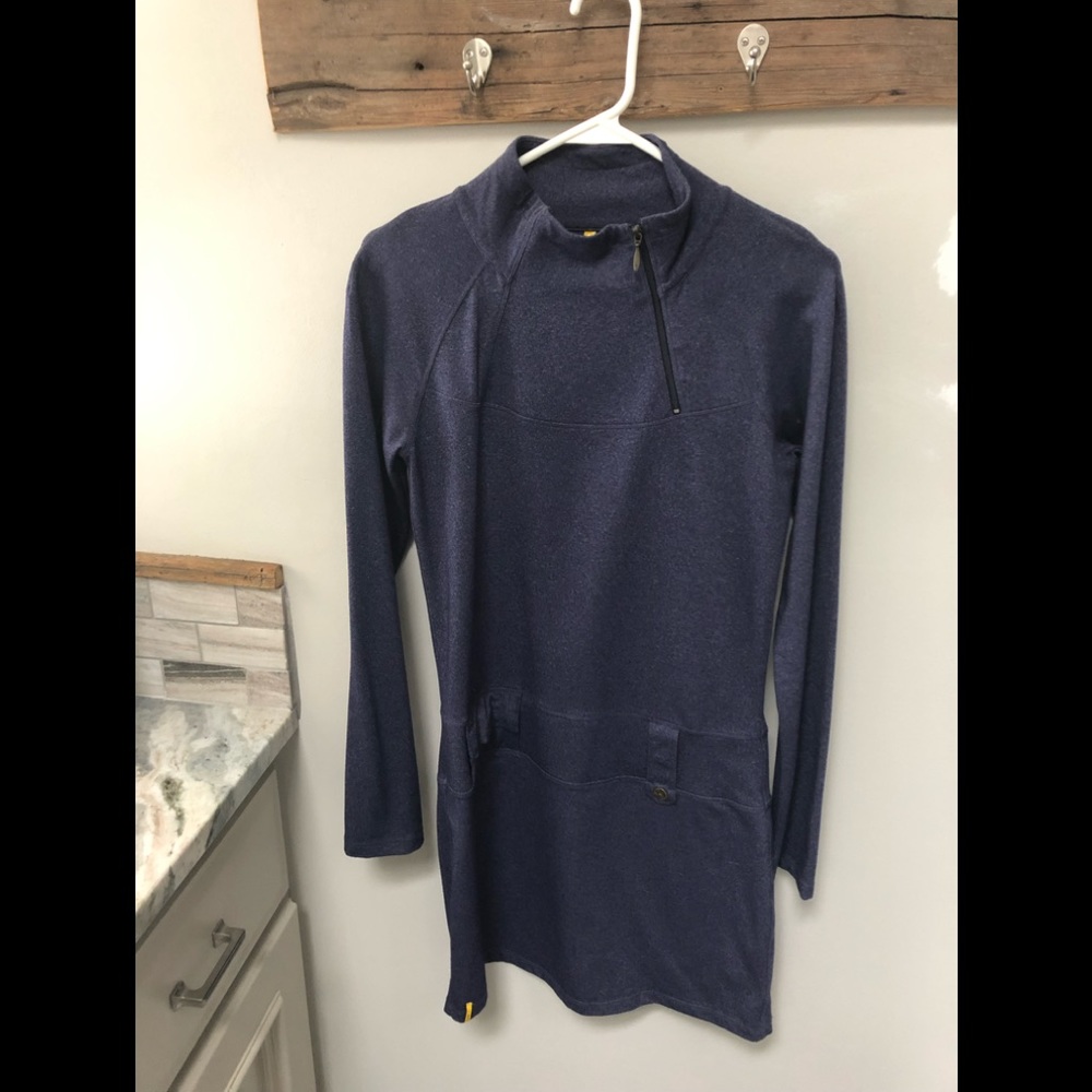 Very cute and comfy Lole dress!